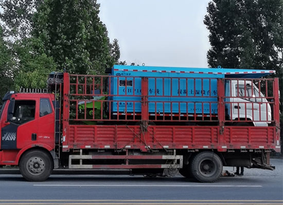 雄安車載混凝土濕噴臺車、空壓機發(fā)貨現(xiàn)場